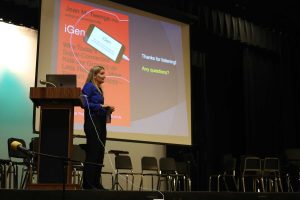 Dr. Twenge answers parents' questions about her presentation. Photo by Ria Kolli.